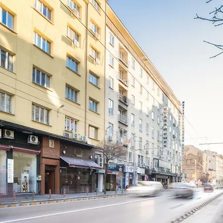 Rakovski Street Three Bedroom Ten People Spacious